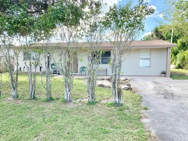 3783 S 56th TER, Greenacres, FL 33463