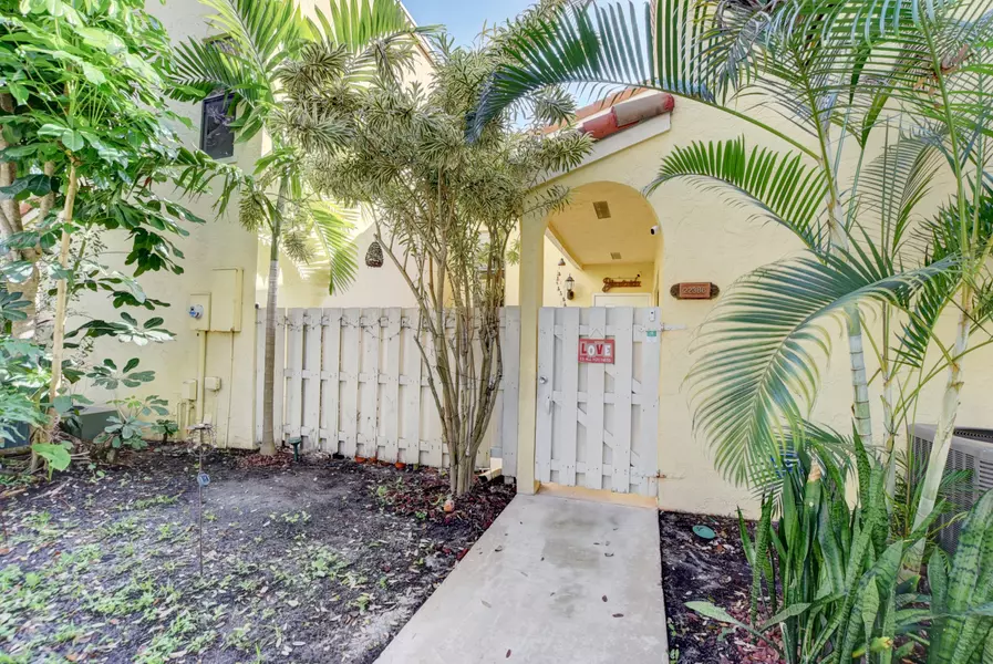 22386 Pineapple Walk DR, Boca Raton, FL 33433