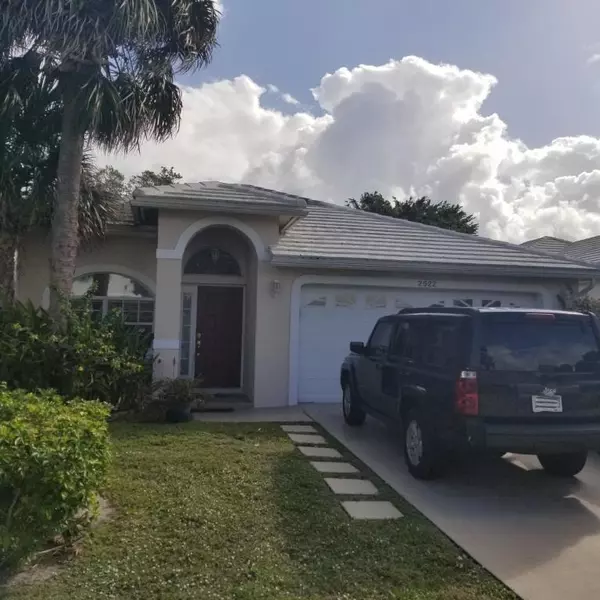 Wellington, FL 33414,2522 Country Golf DR