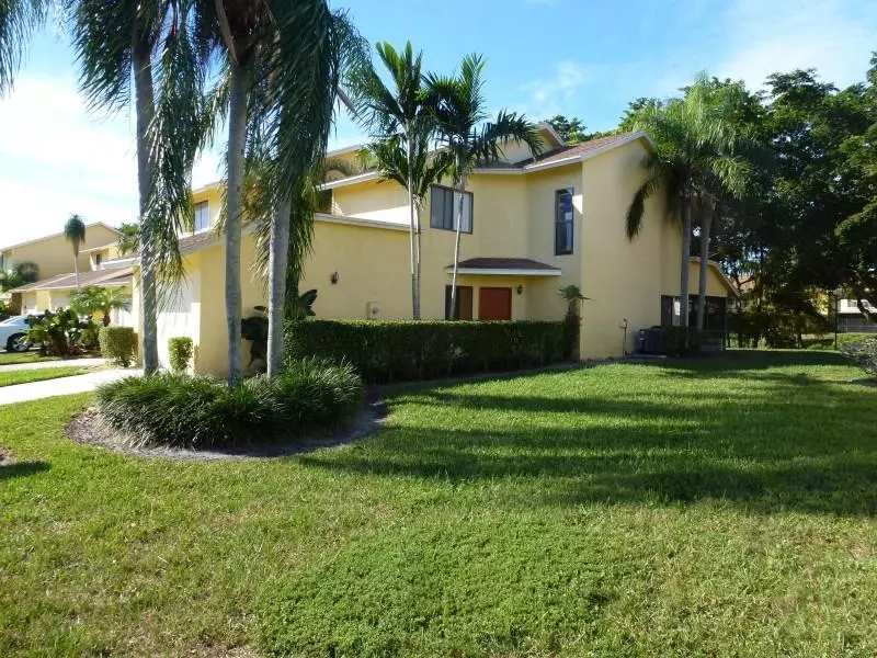 West Palm Beach, FL 33406,1601 Woodbridge Lakes CIR