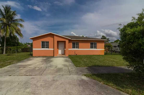 20167 NW 38th PL, Miami Gardens, FL 33055