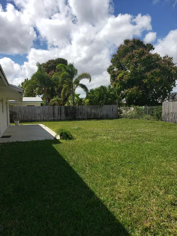 Boynton Beach, FL 33426,1145 SW 24th AVE