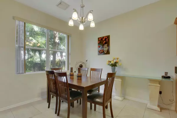 Riviera Beach, FL 33418,6051 Seminole Gardens CIR