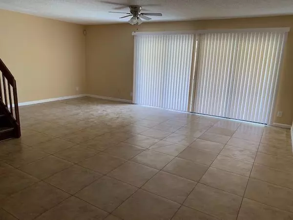 West Palm Beach, FL 33406,1633 Woodbridge Lakes CIR