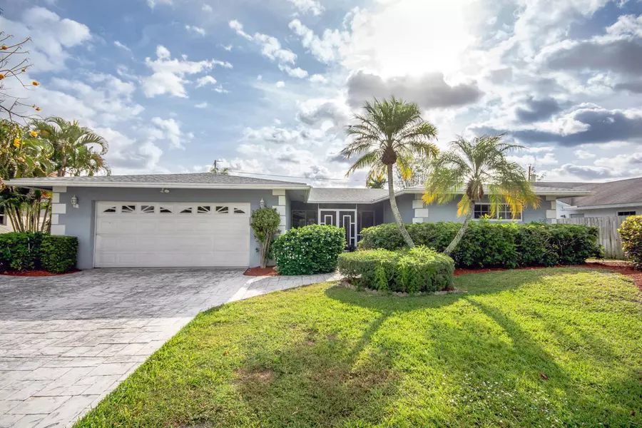 629 West DR, Delray Beach, FL 33445