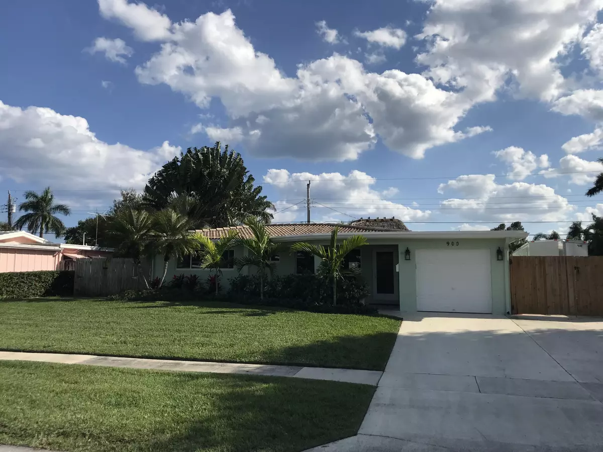 Deerfield Beach, FL 33441,900 SE 14th CT