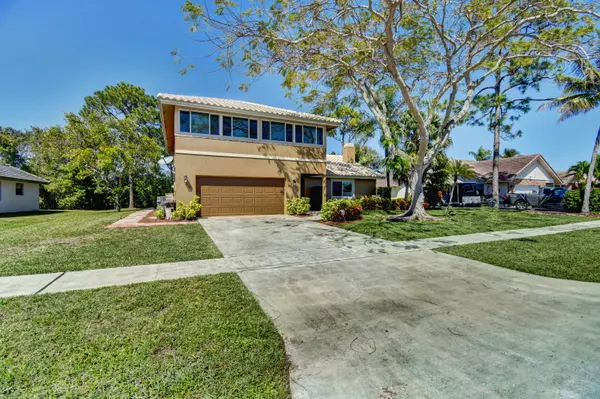 Boca Raton, FL 33428,9285 Old Pine RD