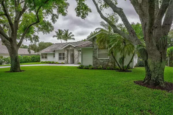 Tequesta, FL 33469,18274 SE Ridgeview DR