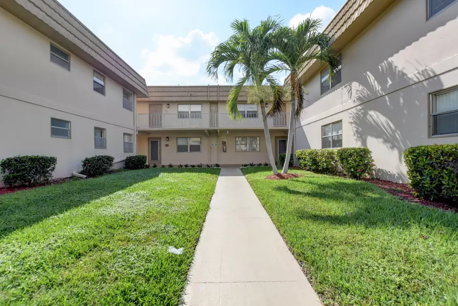 234 Monaco E, Delray Beach, FL 33446