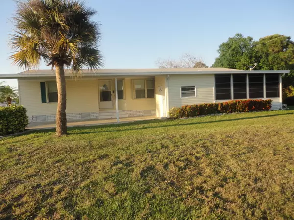 Fort Pierce, FL 34950,484 Thames Bluff RDG 47