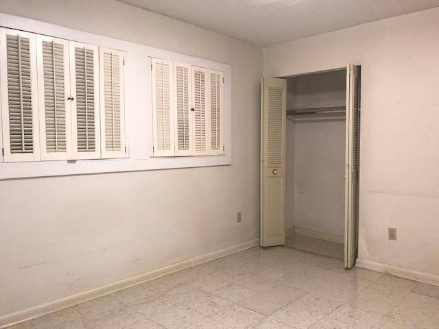 Belle Glade, FL 33430,1016 SE 4th ST