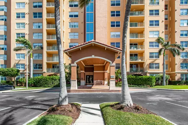 Highland Beach, FL 33487,3594 S Ocean BLVD 206