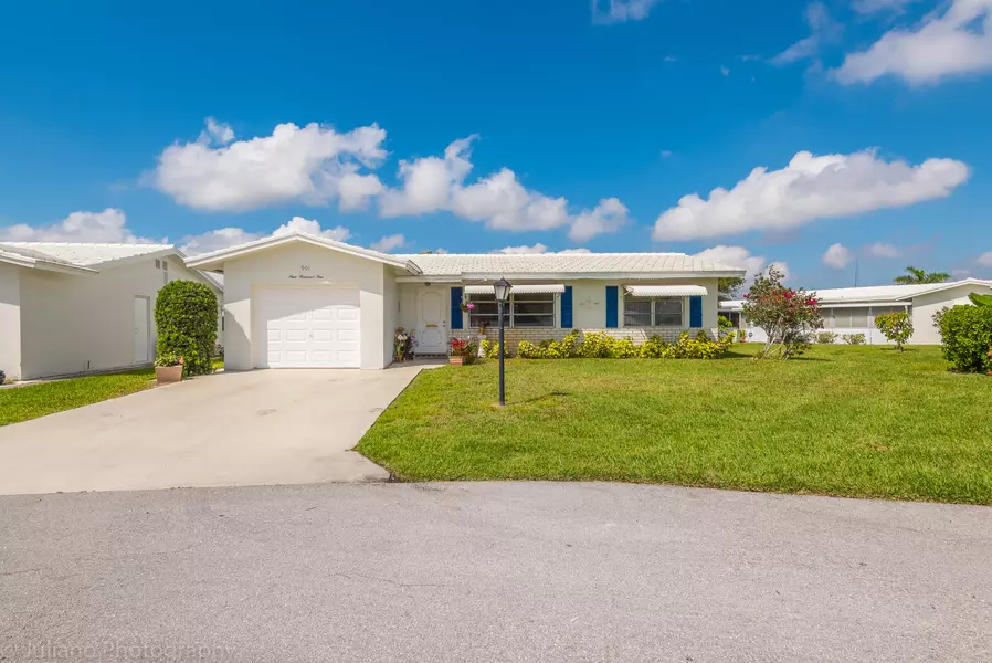 901 SW 17th ST, Boynton Beach, FL 33426