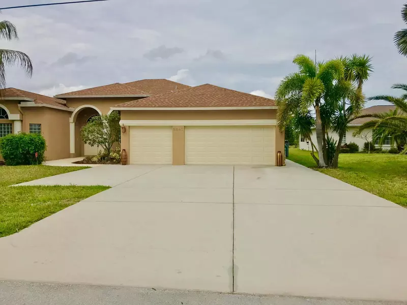 5847 NW Corso AVE, Port Saint Lucie, FL 34986