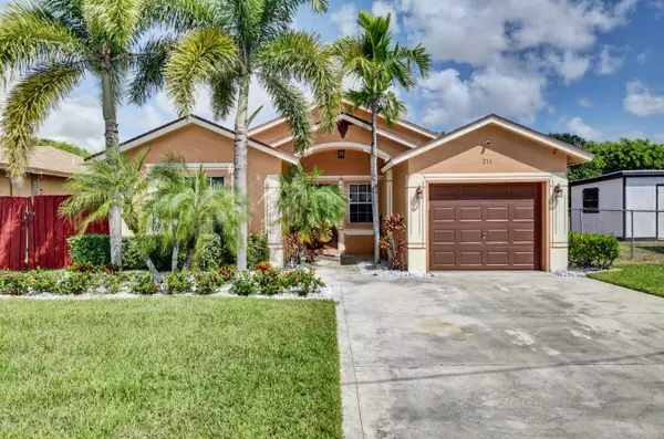 211 NE 13th AVE, Boynton Beach, FL 33435