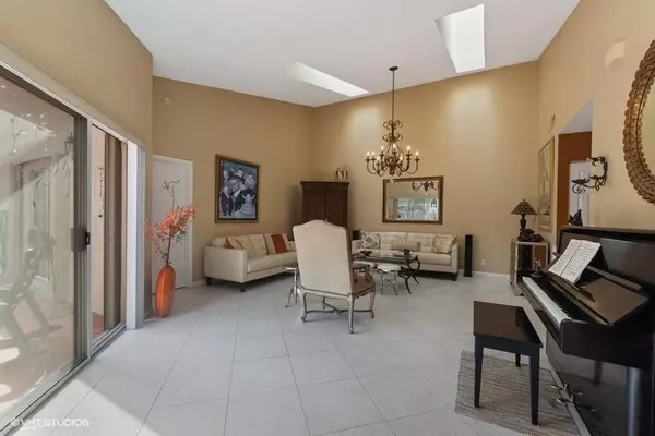 Boca Raton, FL 33496,9343 S Boca Gardens CIR C