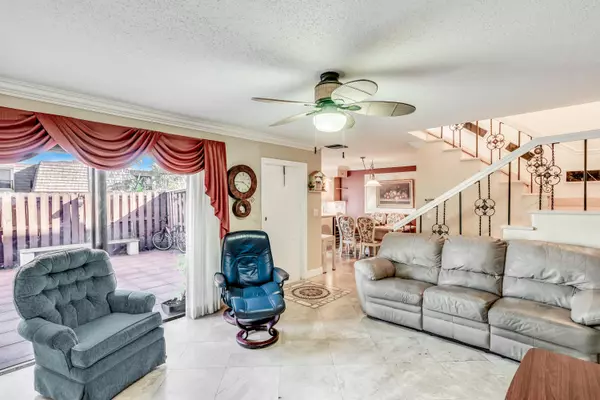 Palm Springs, FL 33461,861 Springdale CIR