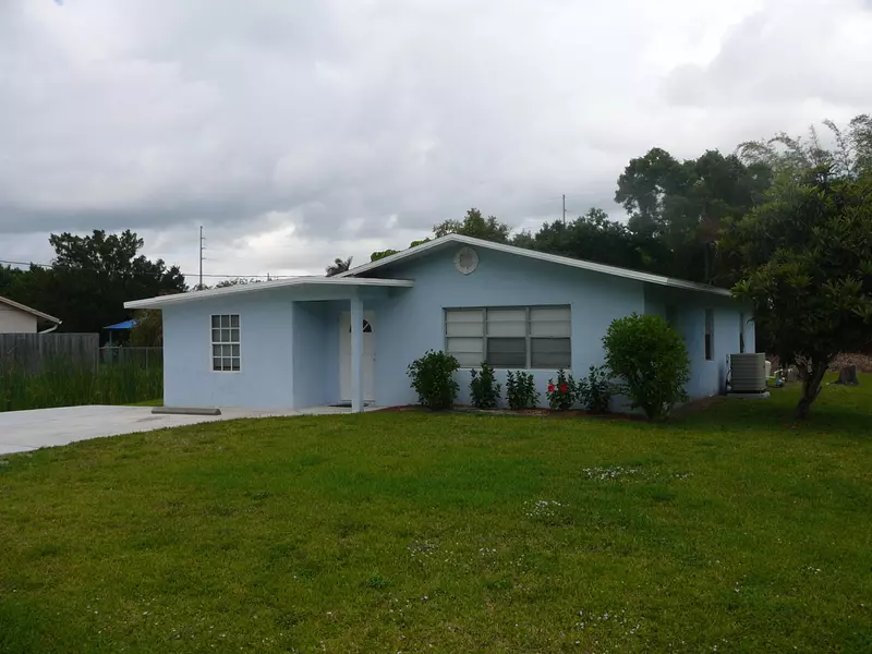 3608 Arnold RD, Fort Pierce, FL 34981