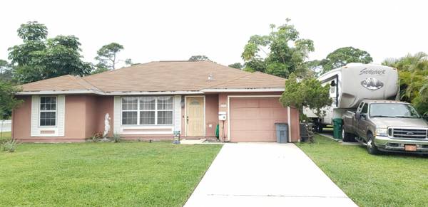 1826 SE Burgundy LN, Port Saint Lucie, FL 34952