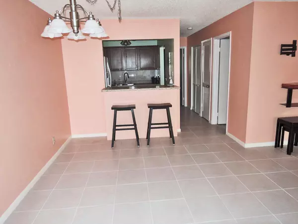 Fort Pierce, FL 34982,934 Savannas Point DR Apt C