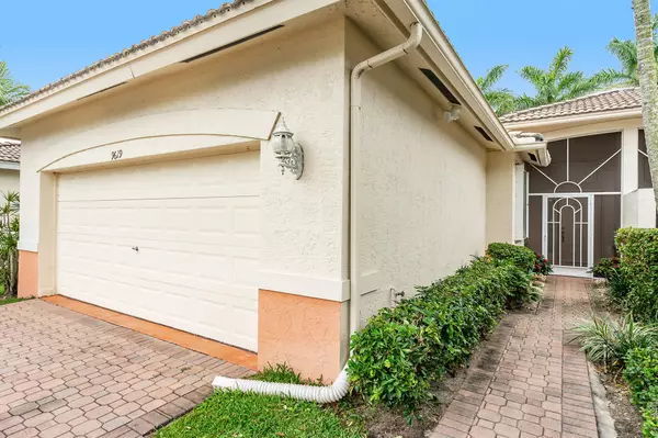 Boynton Beach, FL 33437,9619 N Crescent View DR