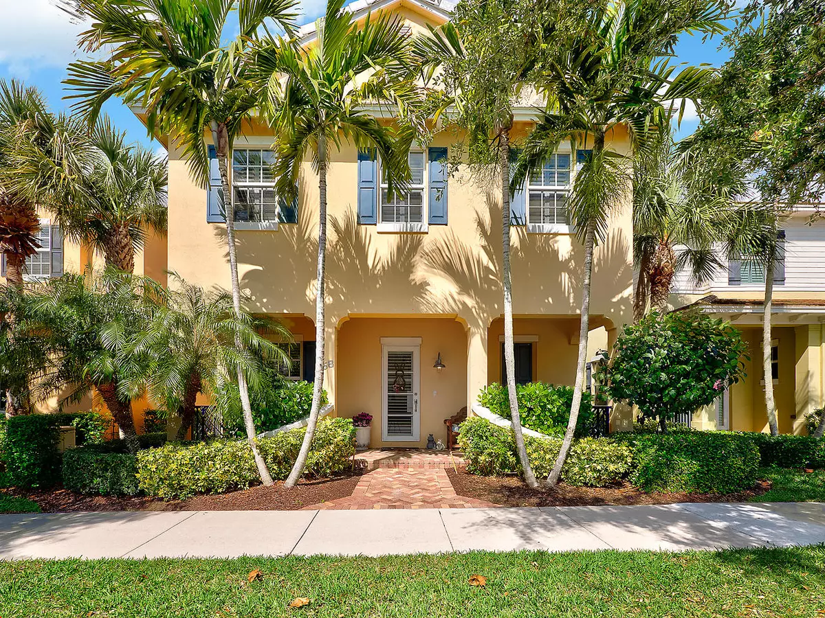 Jupiter, FL 33458,168 W Bay Cedar CIR