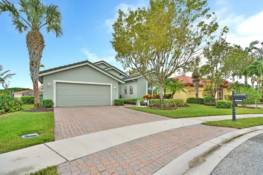 8814 Bellido CIR, Boynton Beach, FL 33472