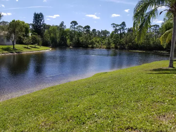 Greenacres, FL 33413,112 Caribe CT