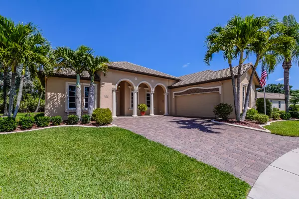 Port Saint Lucie, FL 34986,832 SW Vineland CT