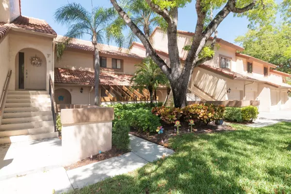 Boca Raton, FL 33486,5710 Coach House CIR F