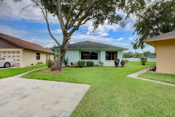 1267 Summit Run CIR, West Palm Beach, FL 33415