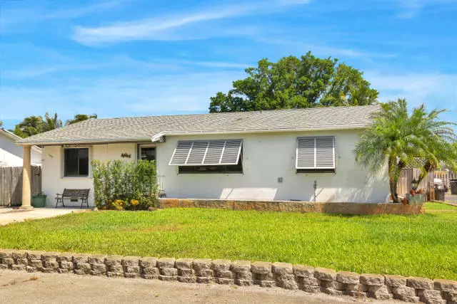 1097 Brown RD, Lake Worth, FL 33462