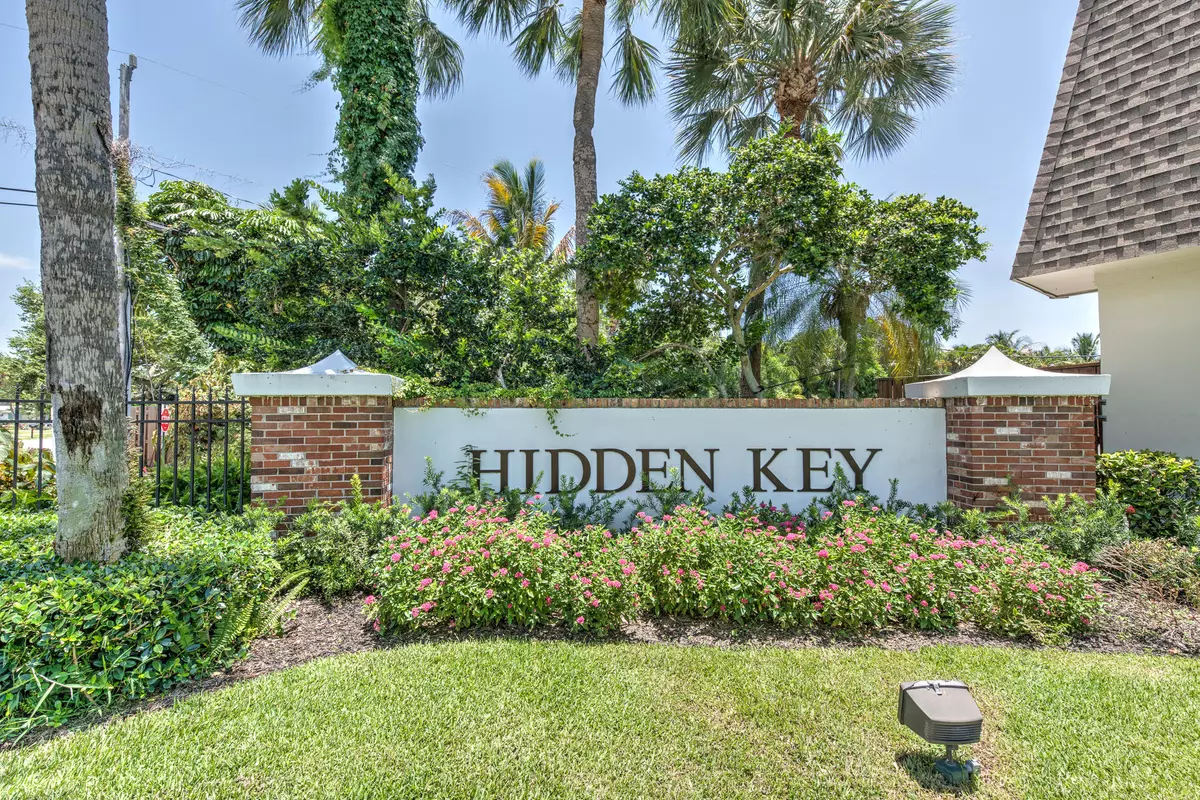 Palm Beach Gardens, FL 33408,11518 Landing PL B4