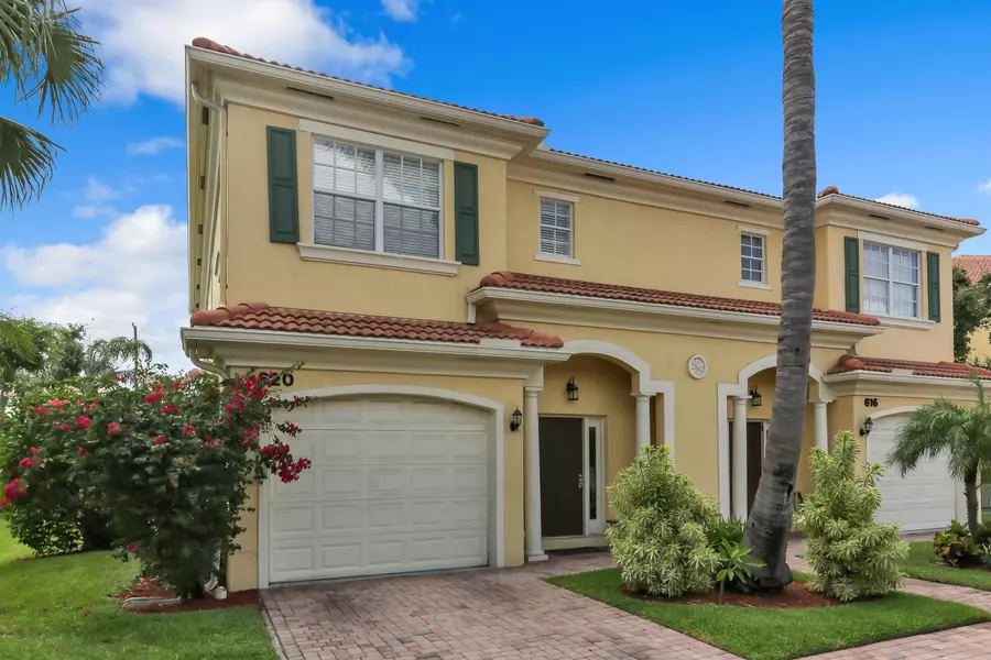 620 Marbella LN, North Palm Beach, FL 33403