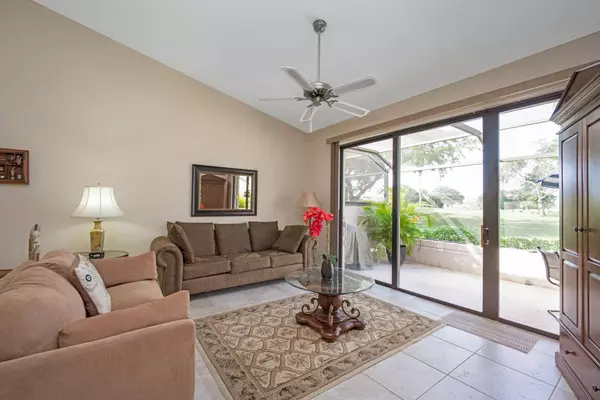 Palm Beach Gardens, FL 33418,461 Prestwick CIR