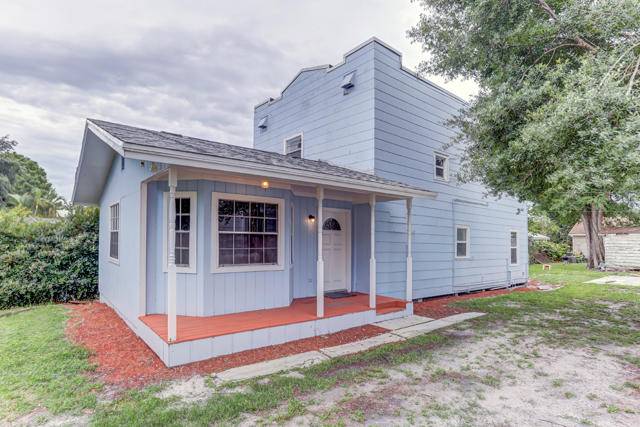 37028 3rd ST, Canal Point, FL 33438