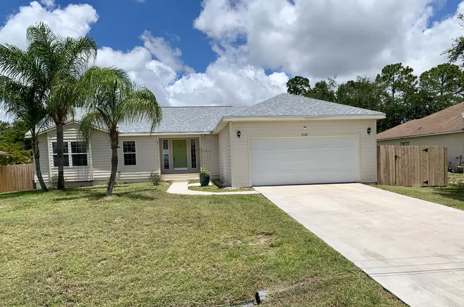 2509 SW Cooper LN, Port Saint Lucie, FL 34984