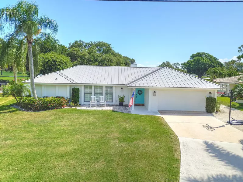 144 E Fairview, Tequesta, FL 33469