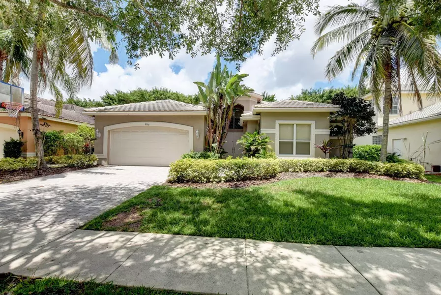 9726 W Napoli Woods LN, Delray Beach, FL 33446