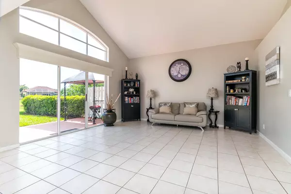 Lake Worth, FL 33463,6299 Grand Cypress CIR