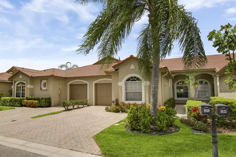 8529 Via Serena, Boca Raton, FL 33433