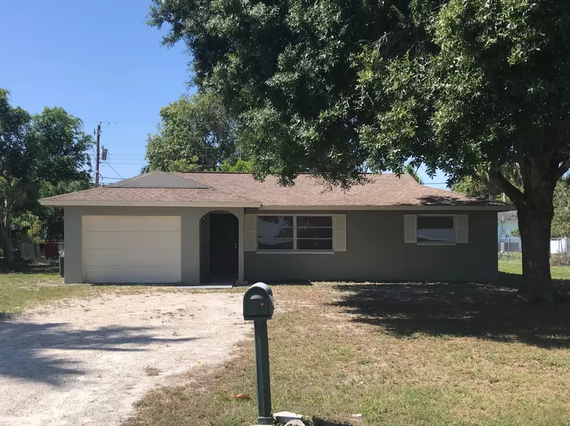 4124 E River DR, Fort Myers, FL 33916