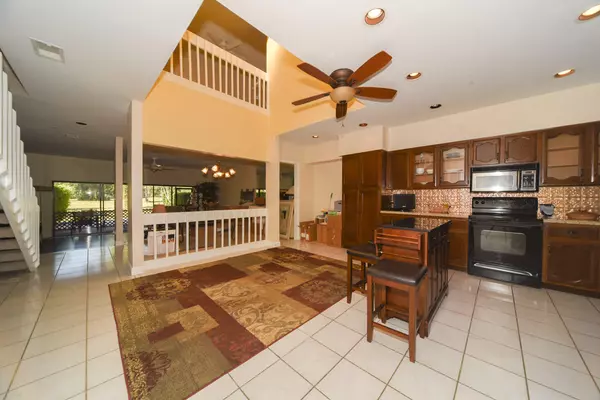 Wellington, FL 33414,1937 Canterbury CIR