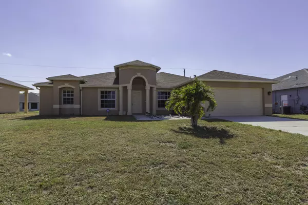 250 SW North Quick CIR, Port Saint Lucie, FL 34953