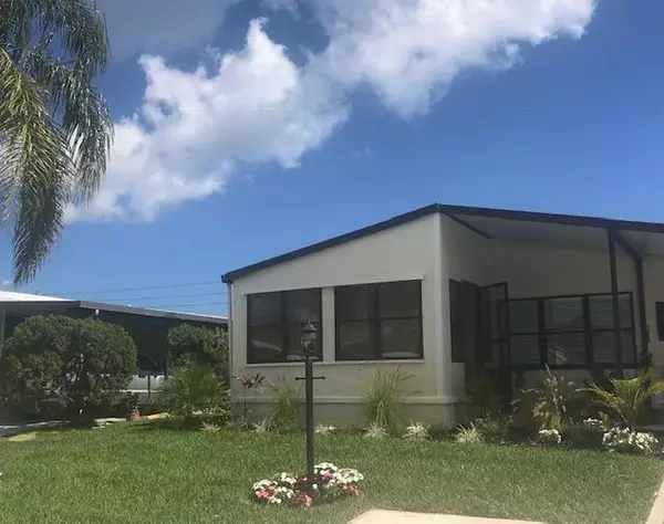 7485 SE Independence AVE, Hobe Sound, FL 33455