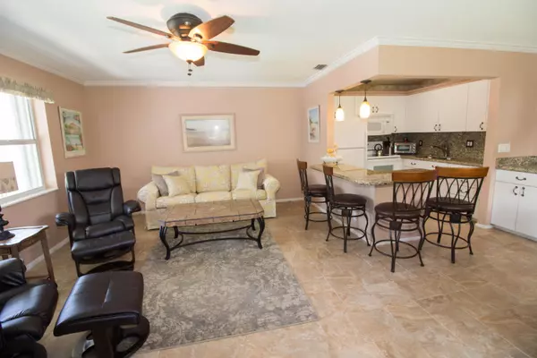 Boynton Beach, FL 33435,620 W Horizons 205