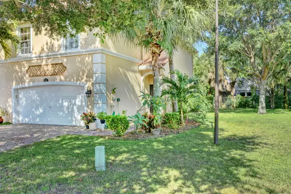 Palm Beach Gardens, FL 33418,9211 Villa Palma LN