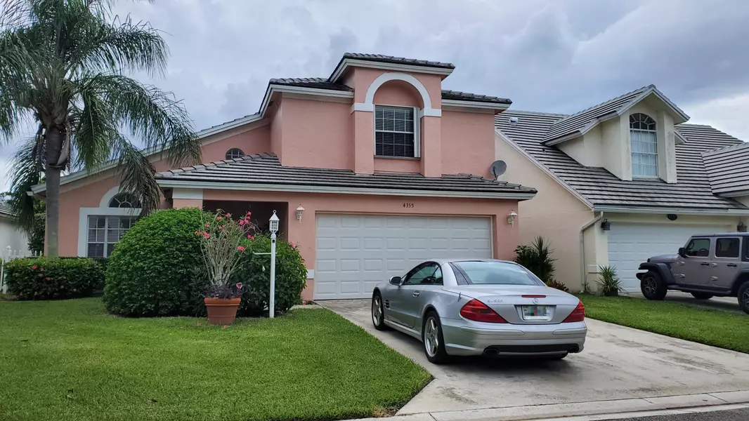 4355 Leicester CT, West Palm Beach, FL 33409