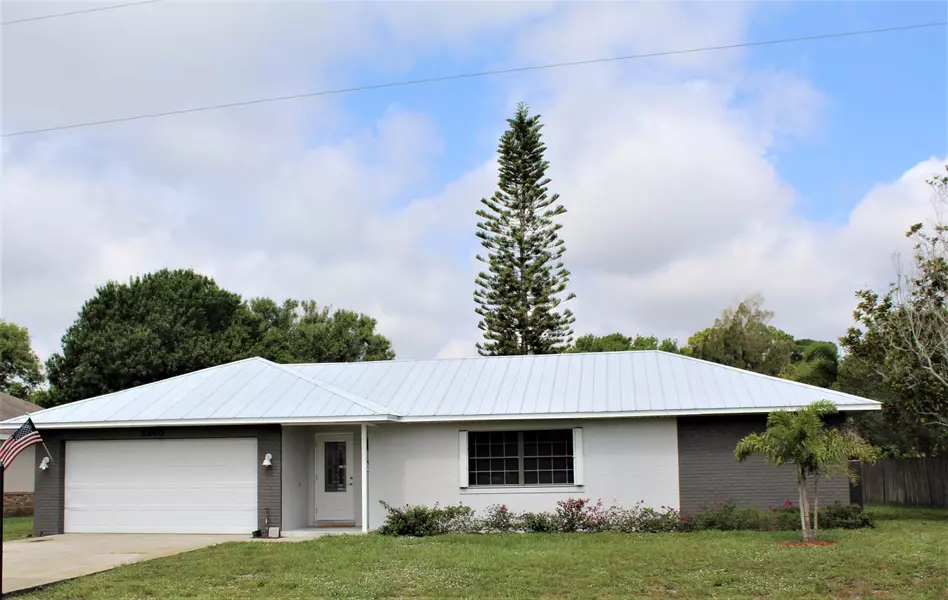 5205 Eagle DR, Fort Pierce, FL 34951