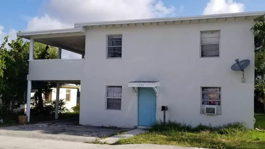 1232 W 35th ST, Riviera Beach, FL 33404